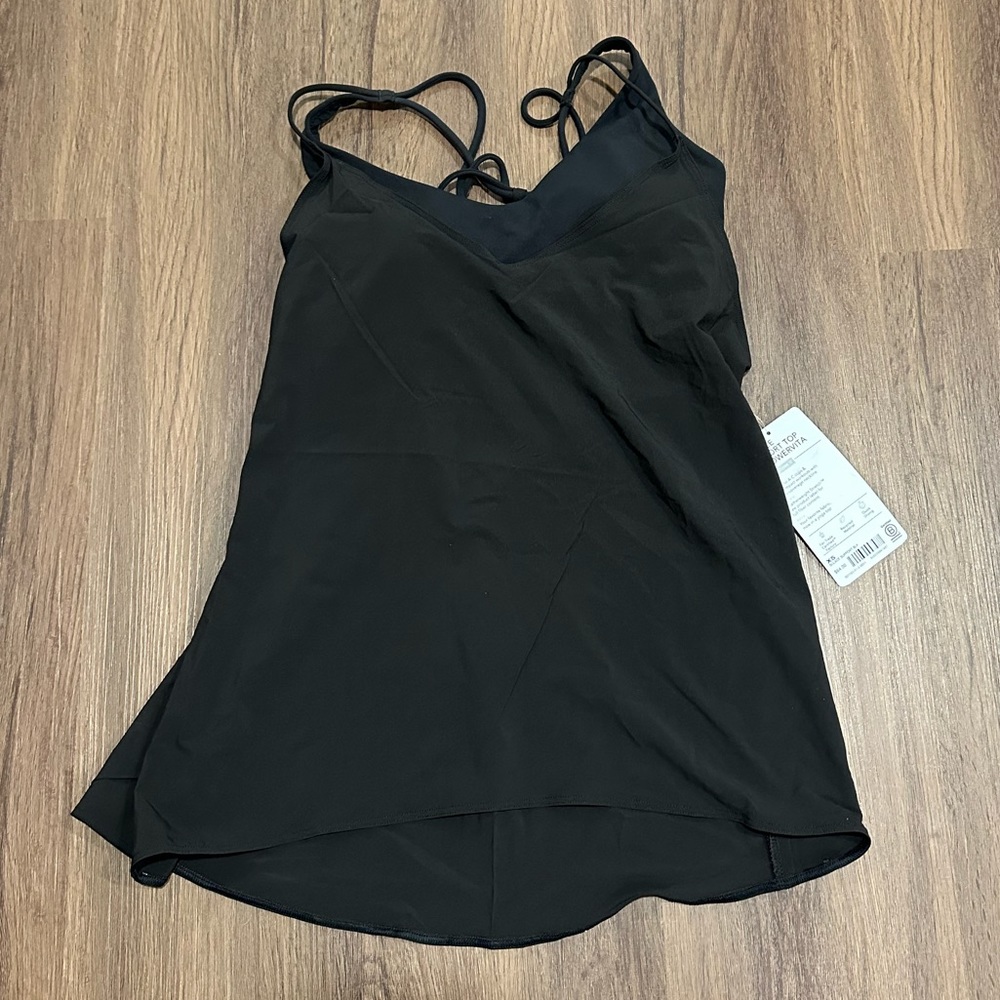 NWT Athleta Solace Top size XS